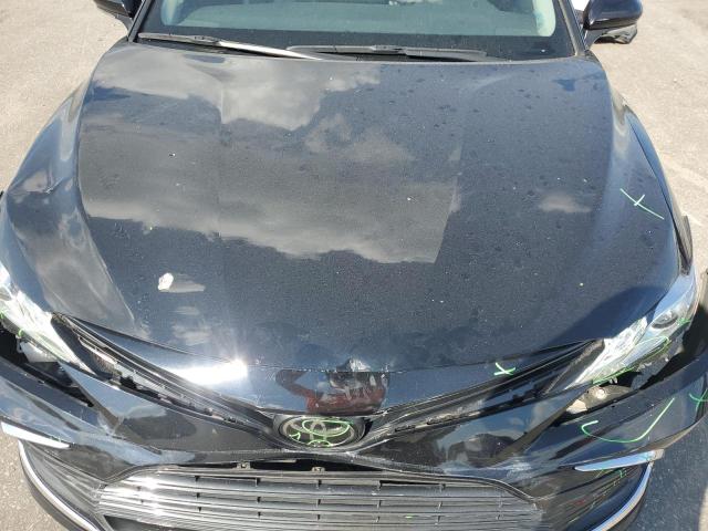 4T1F11AK3MU601314 - 2021 TOYOTA CAMRY XLE 黑色 照片 11