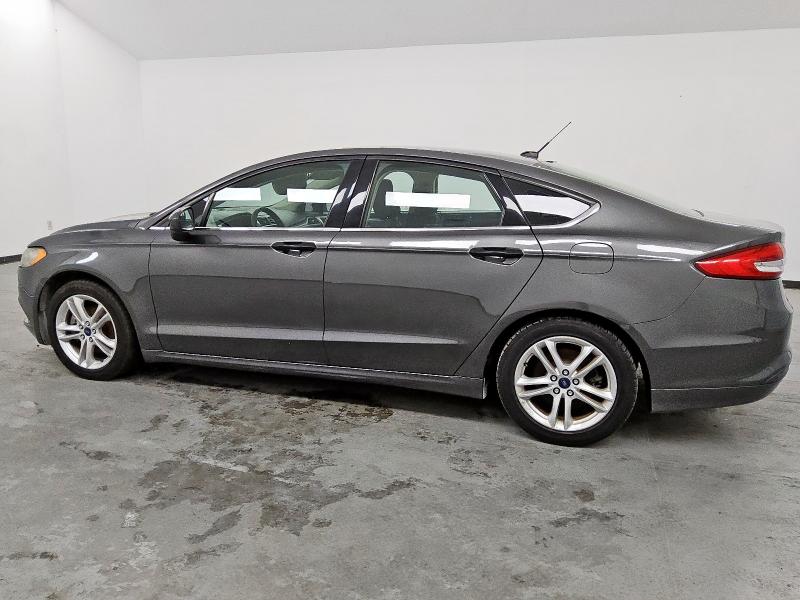 3FA6P0HD3JR203615 - 2018 FORD FUSION SE ნაცრისფერი ფოტო 2
