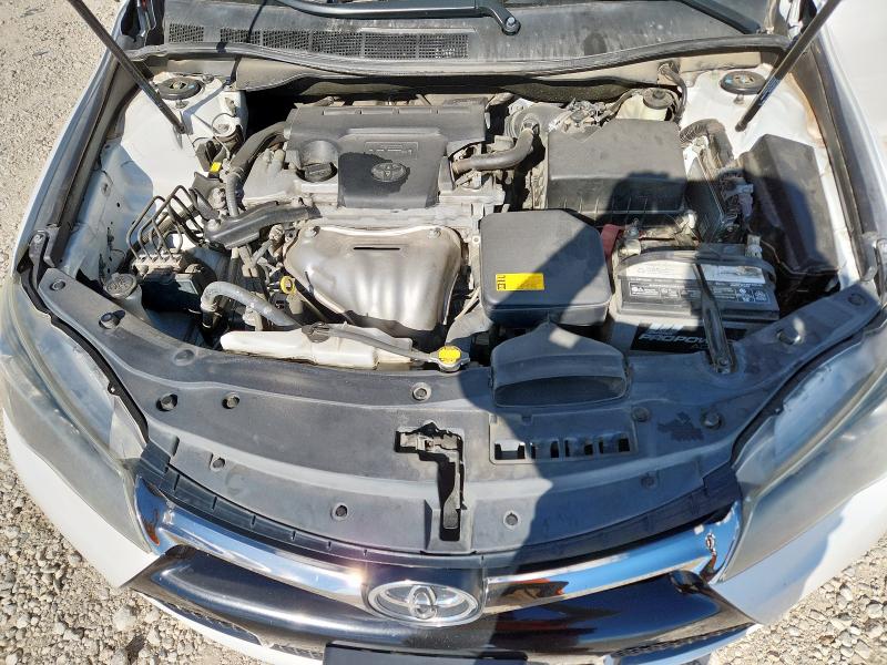 4T1BF1FK1FU064180 - 2015 TOYOTA CAMRY LE WHITE photo 11