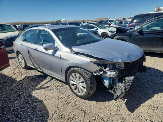 1HGCR2F79DA135918 - 2013 HONDA ACCORD EX 银色 照片 4