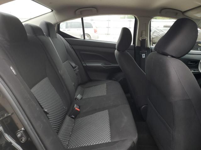 3N1CN8DV5ML897265 - 2021 NISSAN VERSA S შავი ფოტო 10