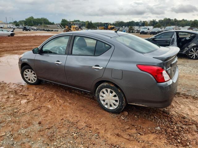 3N1CN7AP6KL851487 - 2019 NISSAN VERSA S GRAY photo 2