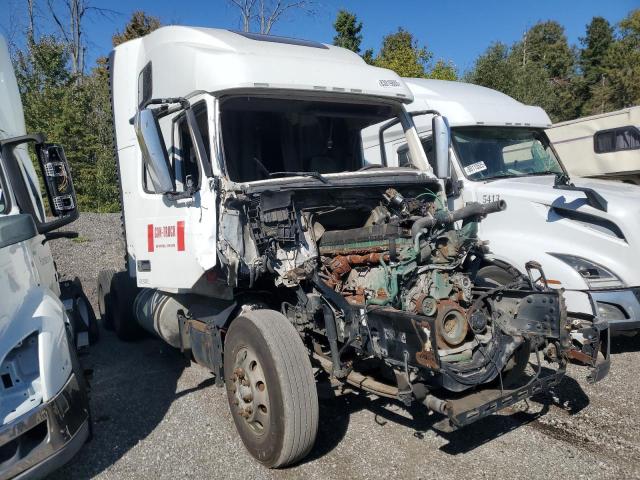 2017 VOLVO VN VNL, 