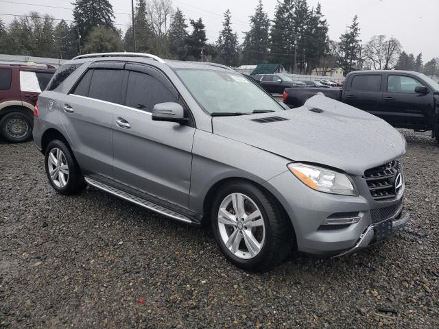 4JGDA5HB0DA187818 - 2013 MERCEDES-BENZ ML 350 4MATIC SILVER photo 4