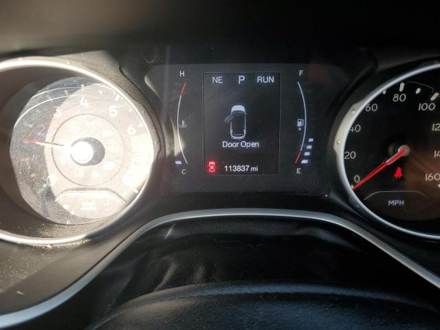 3C4NJDBB9JT307115 - 2018 JEEP COMPASS LATITUDE თეთრი ფოტო 9