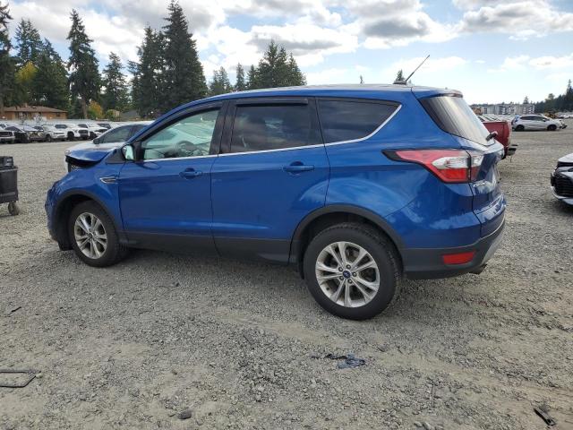 1FMCU9G99HUD77484 - 2017 FORD ESCAPE SE BLUE photo 2