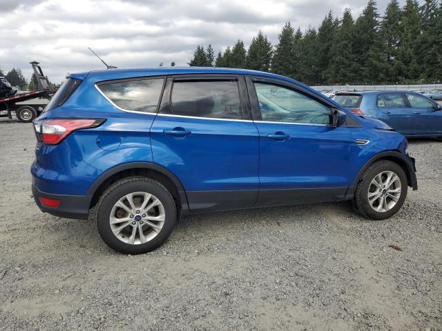 1FMCU9G99HUD77484 - 2017 FORD ESCAPE SE BLUE photo 3