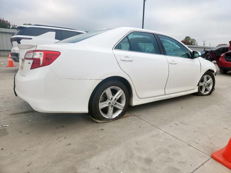 4T1BF1FK4EU407790 - 2014 TOYOTA CAMRY L WHITE photo 3