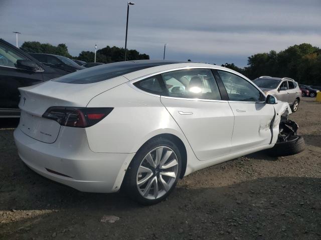 5YJ3E1EB7JF122016 - 2018 TESLA MODEL 3 أبيض صورة 3