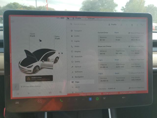 5YJ3E1EB7JF122016 - 2018 TESLA MODEL 3 أبيض صورة 9