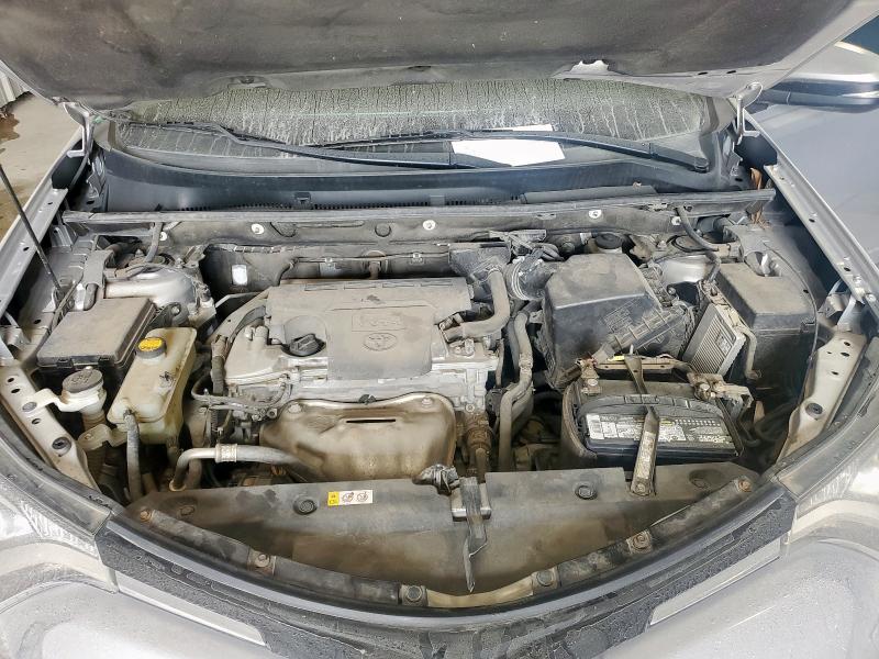 2T3WFREVXHW365973 - 2017 TOYOTA RAV4 XLE Gümüş foto 12