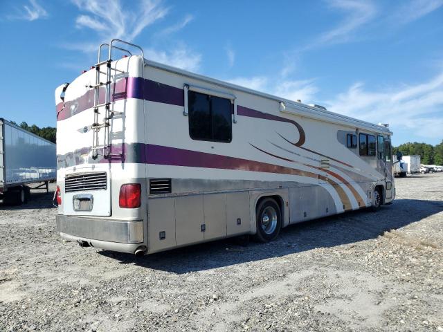 4UZ6LMEB7YCG66249 - 2000 FREIGHTLINER CHASSIS VCL SILVER photo 4