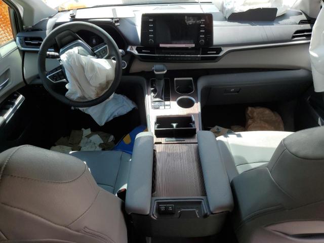 5TDYRKECXRS206704 - 2024 TOYOTA SIENNA XLE WHITE photo 8