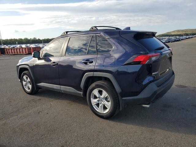 2T3W1RFV3LW101984 - 2020 TOYOTA RAV4 XLE BLUE photo 2