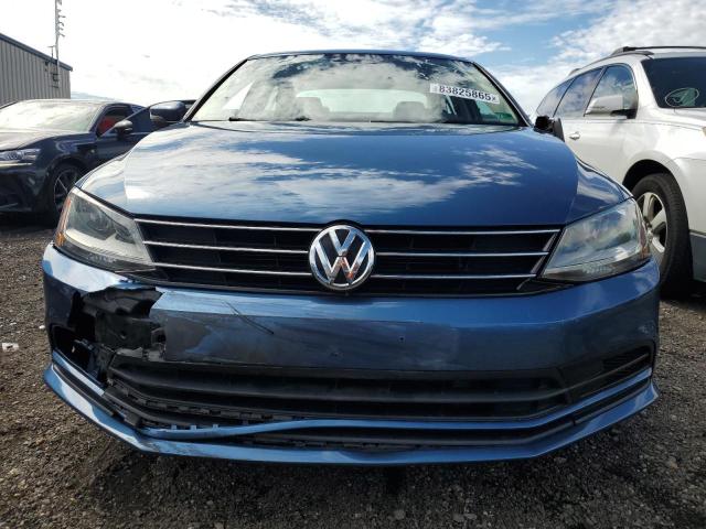 3VWDB7AJ9HM356352 - 2017 VOLKSWAGEN JETTA SE BLUE photo 5