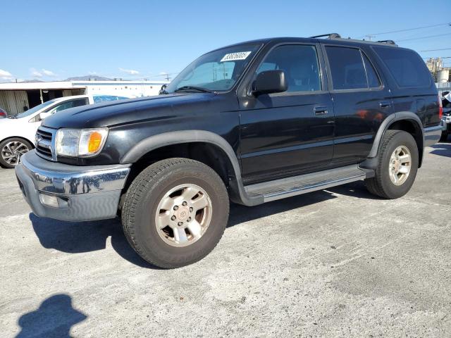 1999 TOYOTA 4RUNNER SR5, 