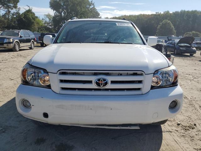 JTEDP21A340013665 - 2004 TOYOTA HIGHLANDER BASE Սպիտակ լուսանկար 5