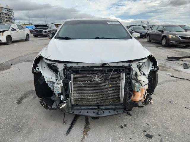 1G1ZE5ST5HF195057 - 2017 CHEVROLET MALIBU LT WHITE photo 5