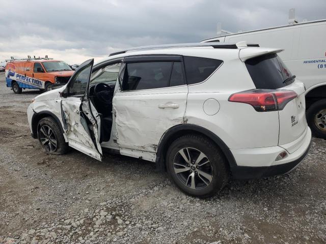 JTMWFREV0HJ111025 - 2017 TOYOTA RAV4 XLE WHITE photo 2