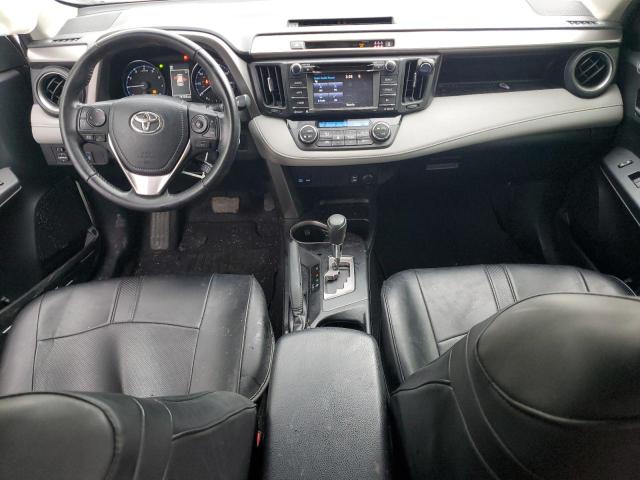 JTMWFREV0HJ111025 - 2017 TOYOTA RAV4 XLE WHITE photo 8