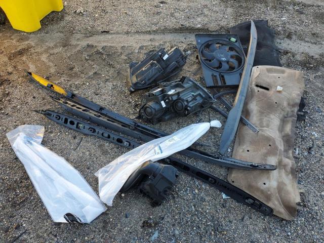 MAJ3P1TE1JC174297 - 2018 FORD ECOSPORT SE ნაცრისფერი ფოტო 13