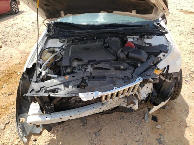 3LNHL2JC5CR817611 - 2012 LINCOLN MKZ WHITE photo 21