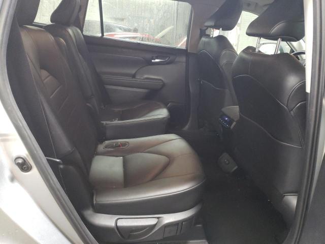 5TDHZRBH5LS509339 - 2020 TOYOTA HIGHLANDER XLE SILVER photo 11