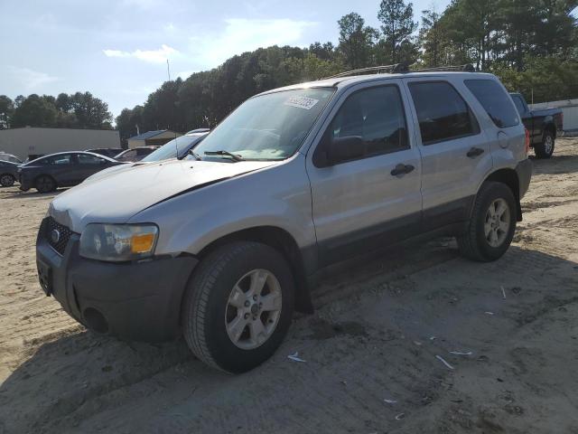 2005 FORD ESCAPE XLT, 