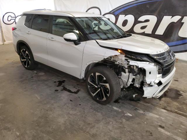 JA4J4VA82RZ084366 - 2024 MITSUBISHI OUTLANDER SE WHITE photo 4