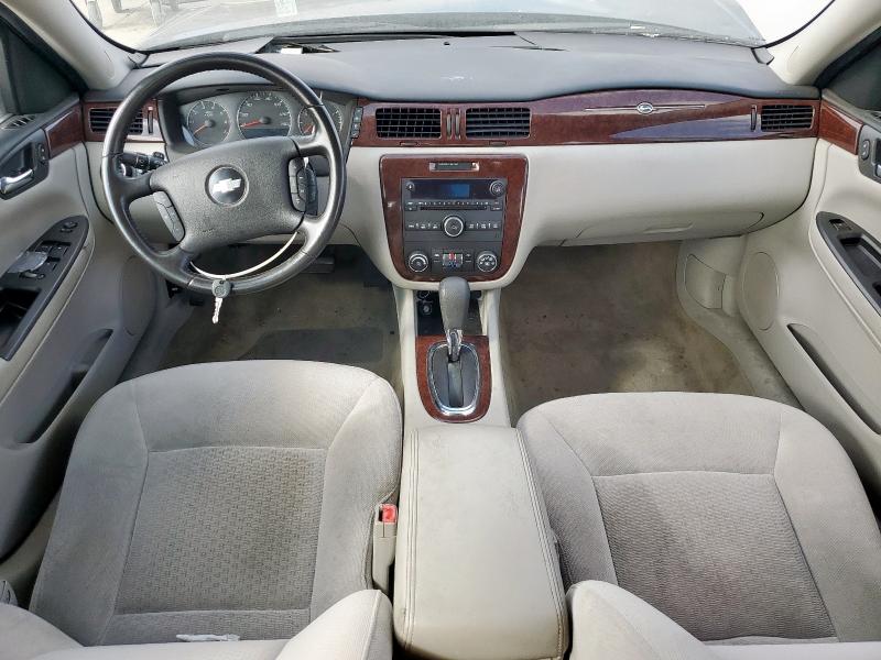 2G1WG5EK7B1121184 - 2011 CHEVROLET IMPALA LT 灰色 照片 8