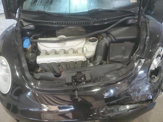 3VWPW3AG6AM007542 - 2010 VOLKSWAGEN NEW BEETLE შავი ფოტო 11