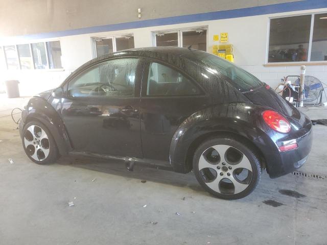 3VWPW3AG6AM007542 - 2010 VOLKSWAGEN NEW BEETLE შავი ფოტო 2