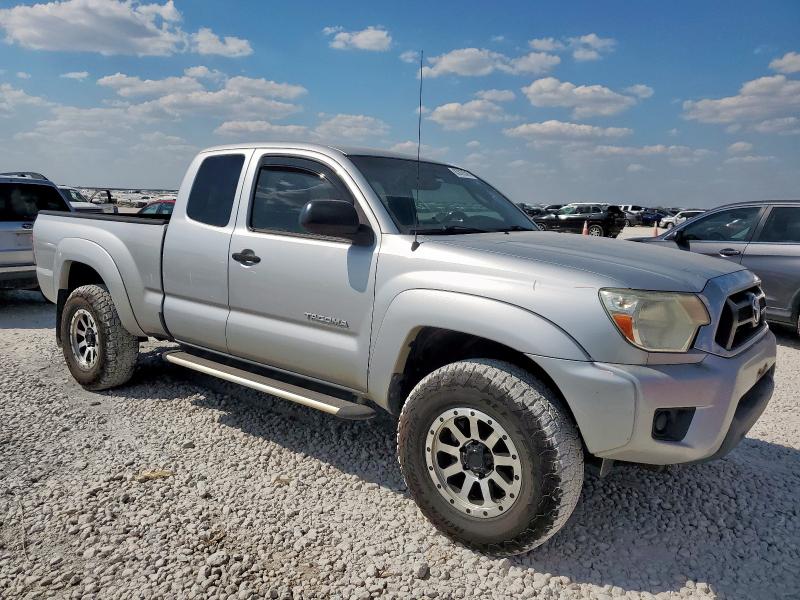 5TFTX4GN7CX007346 - 2012 TOYOTA TACOMA PRERUNNER ACCESS CAB SILVER photo 4