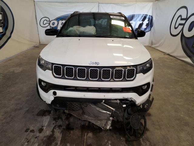3C4NJDCN8PT569239 - 2023 JEEP COMPASS LIMITED Biały zdjęcie 5