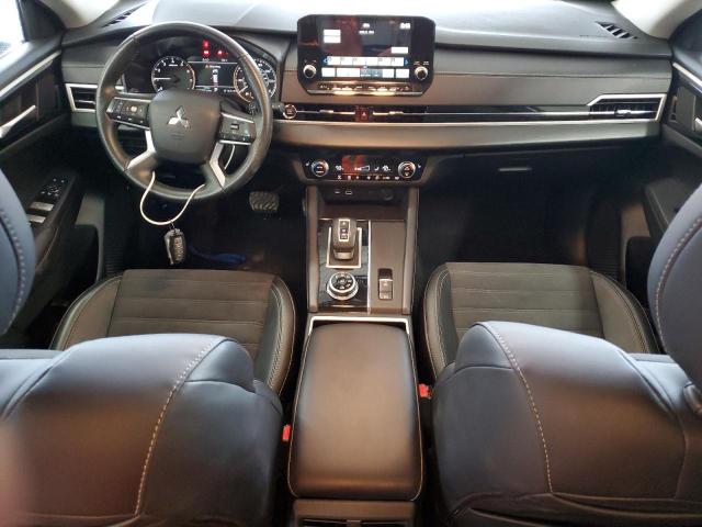 JA4J4VA82RZ073044 - 2024 MITSUBISHI OUTLANDER SE 银色 照片 8