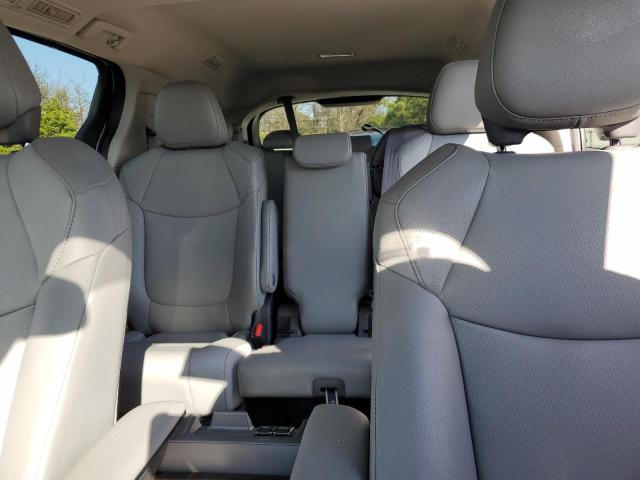 5TDYRKEC4RS199328 - 2024 TOYOTA SIENNA XLE أبيض صورة 10