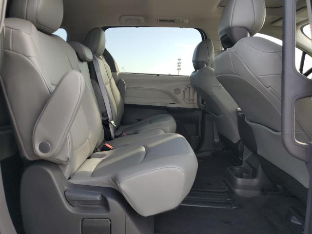 5TDYRKEC4RS199328 - 2024 TOYOTA SIENNA XLE أبيض صورة 11