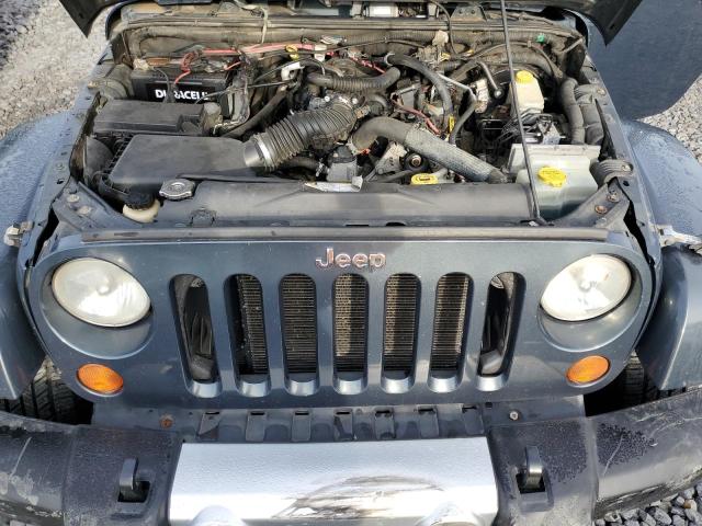 1J8FA541X8L519597 - 2008 JEEP WRANGLER SAHARA BLUE photo 11