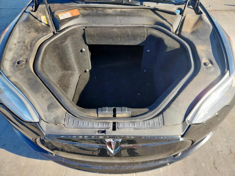 5YJSA1H11EFP51853 - 2014 TESLA MODEL S შავი ფოტო 11