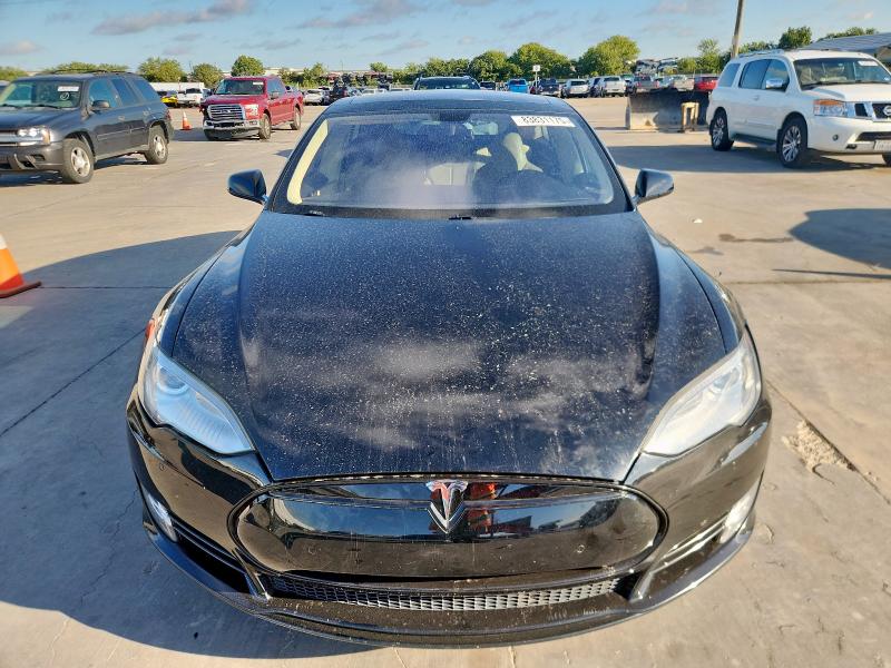 5YJSA1H11EFP51853 - 2014 TESLA MODEL S შავი ფოტო 5