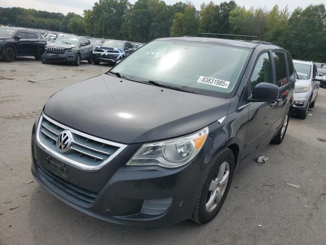 2011 VOLKSWAGEN ROUTAN SE, 