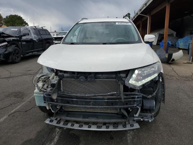 KNMAT2MV4FP534924 - 2015 NISSAN ROGUE S WHITE photo 5