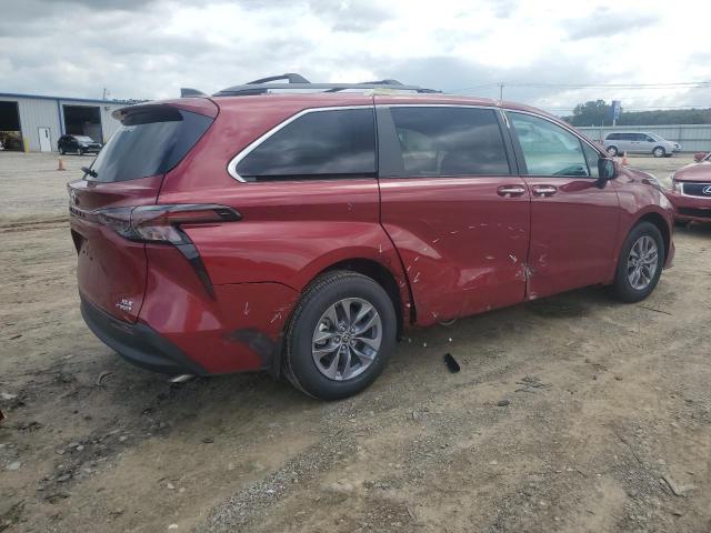 5TDYRKEC1RS188674 - 2024 TOYOTA SIENNA XLE ბურგუნდია ფოტო 3