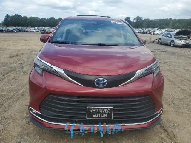 5TDYRKEC1RS188674 - 2024 TOYOTA SIENNA XLE ბურგუნდია ფოტო 5