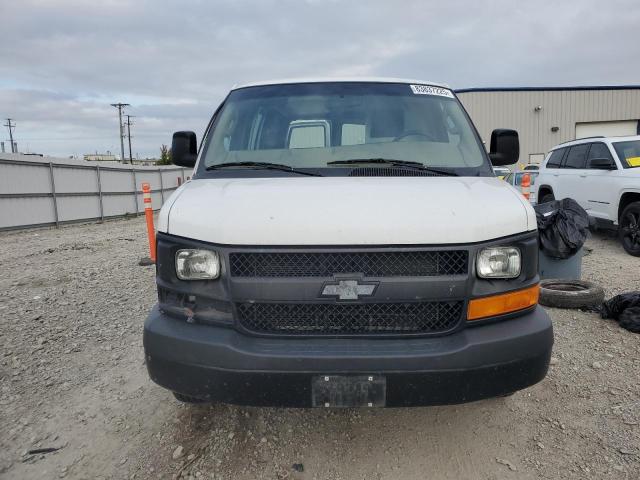 1GCWGAHF4G1241763 - 2016 CHEVROLET EXPRESS G2 WHITE photo 5
