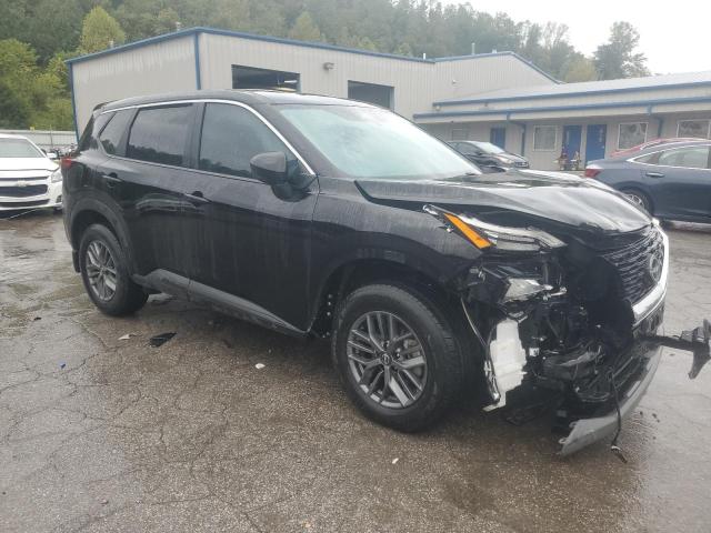 5N1BT3AA7PC838135 - 2023 NISSAN ROGUE S შავი ფოტო 4