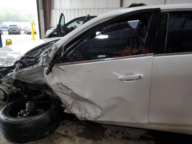 1G11E5SAXDU134000 - 2013 CHEVROLET MALIBU 2LT WHITE photo 7