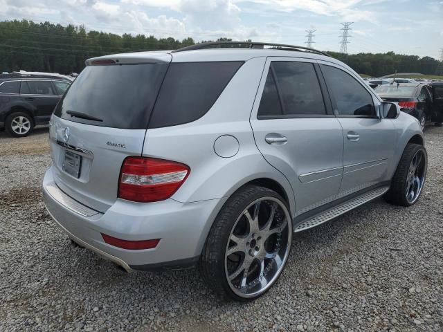 4JGBB86E79A467813 - 2009 MERCEDES-BENZ ML 350 Gümüş foto 3