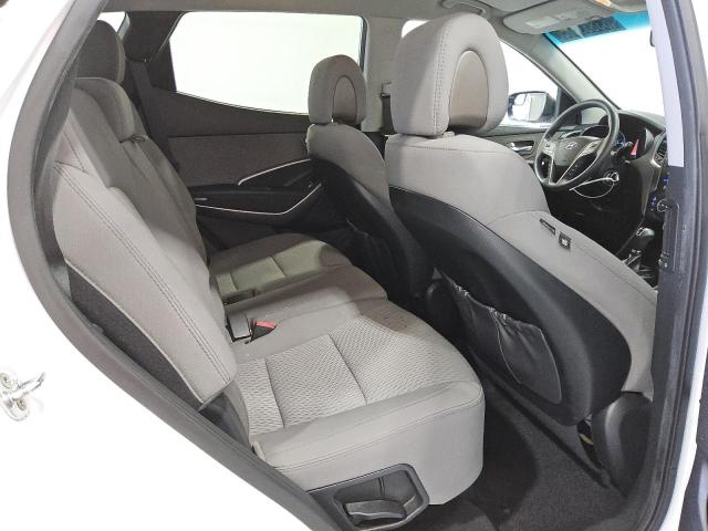 5XYZTDLBXGG353532 - 2016 HYUNDAI SANTA FE S WHITE photo 11