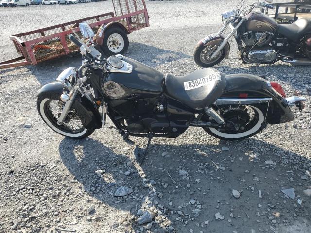 JH2RC5009KK500121 - 2019 HONDA VT750 C BLACK photo 3